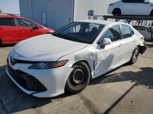 toyota camry l 2018 4t1b11hk0ju544909