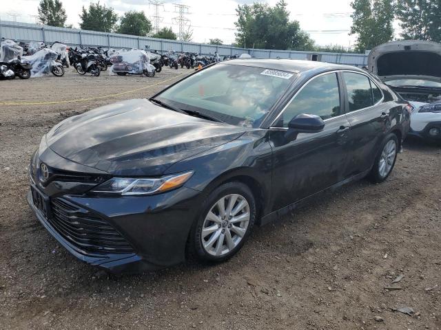 toyota camry le a 2018 4t1b11hk0ju592877