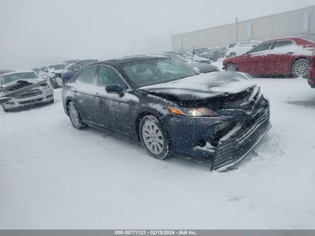 toyota camry 2018 4t1b11hk0ju612352