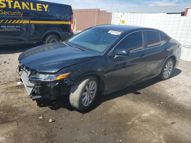 toyota camry l 2018 4t1b11hk0ju645982