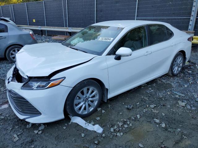 toyota camry l 2018 4t1b11hk0ju647327