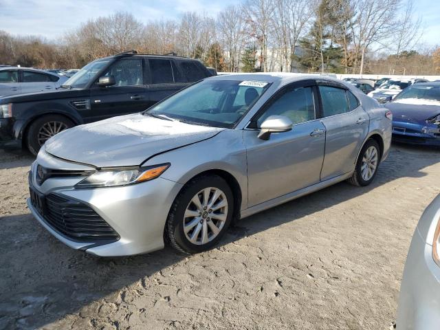 toyota camry l 2018 4t1b11hk0ju648025