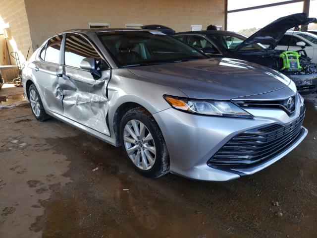 toyota camry l 2018 4t1b11hk0ju651300