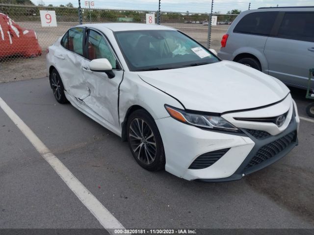 toyota camry 2018 4t1b11hk1ju151257