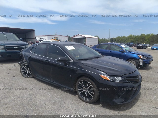 toyota camry 2018 4t1b11hk1ju585856