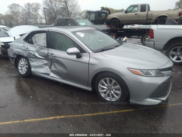 toyota camry 2018 4t1b11hk1ju622999