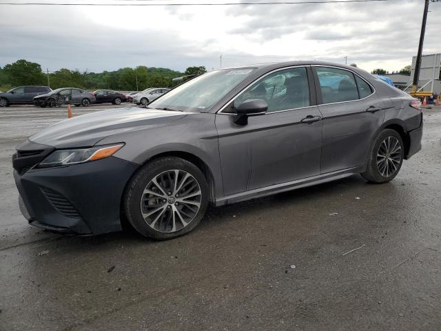 toyota camry l 2018 4t1b11hk2ju606181