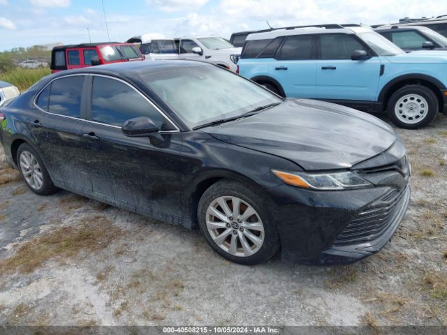 toyota camry 2018 4t1b11hk3ju060748