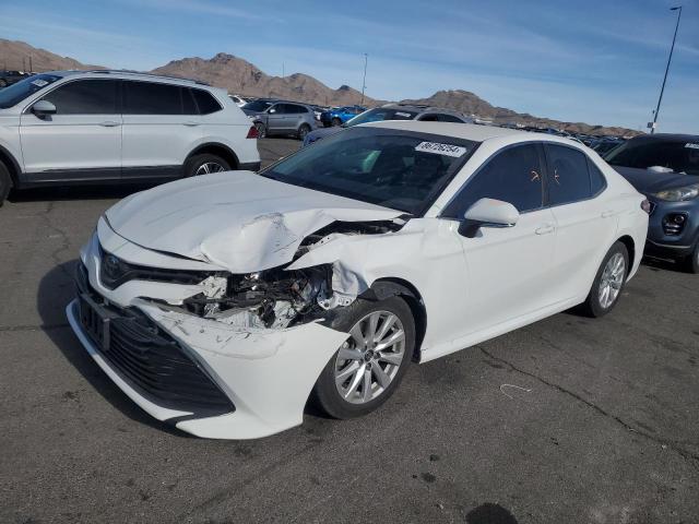 toyota camry l 2018 4t1b11hk3ju077243