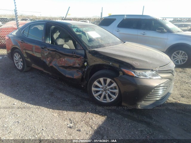 toyota camry 2018 4t1b11hk3ju081471