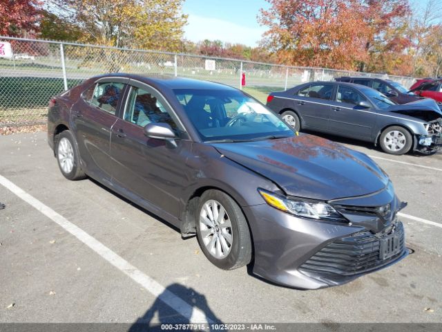 toyota camry 2018 4t1b11hk4ju552415