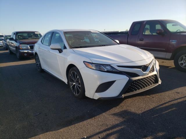 toyota camry l 2018 4t1b11hk4ju618641