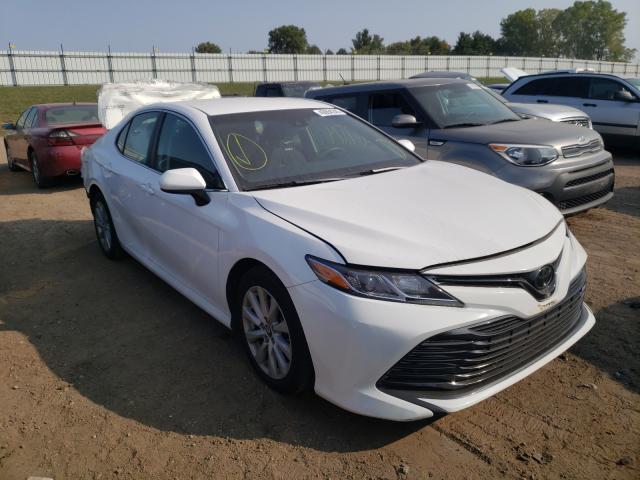 toyota camry le a 2018 4t1b11hk5ju078667