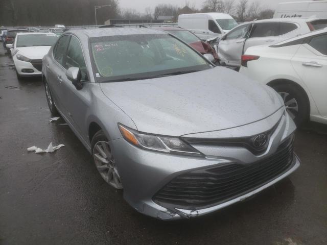 toyota camry l 2018 4t1b11hk5ju143582