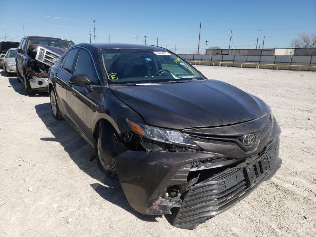 toyota camry l 2018 4t1b11hk5ju148944