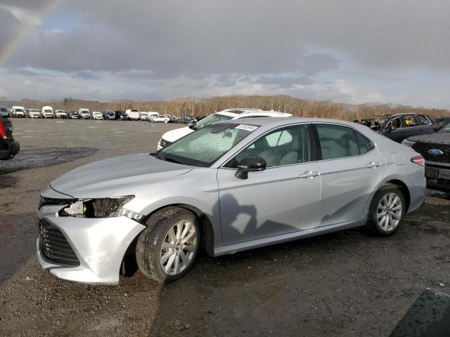 toyota camry l 2018 4t1b11hk5ju620334