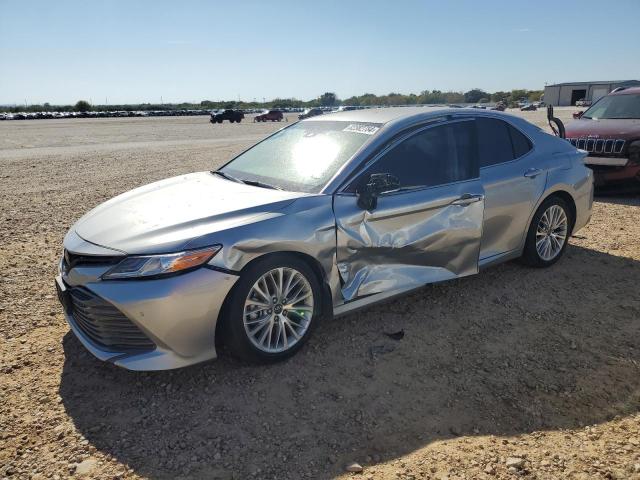 toyota camry l 2018 4t1b11hk6ju030983