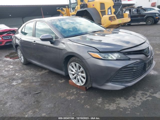 toyota camry 2018 4t1b11hk6ju038209