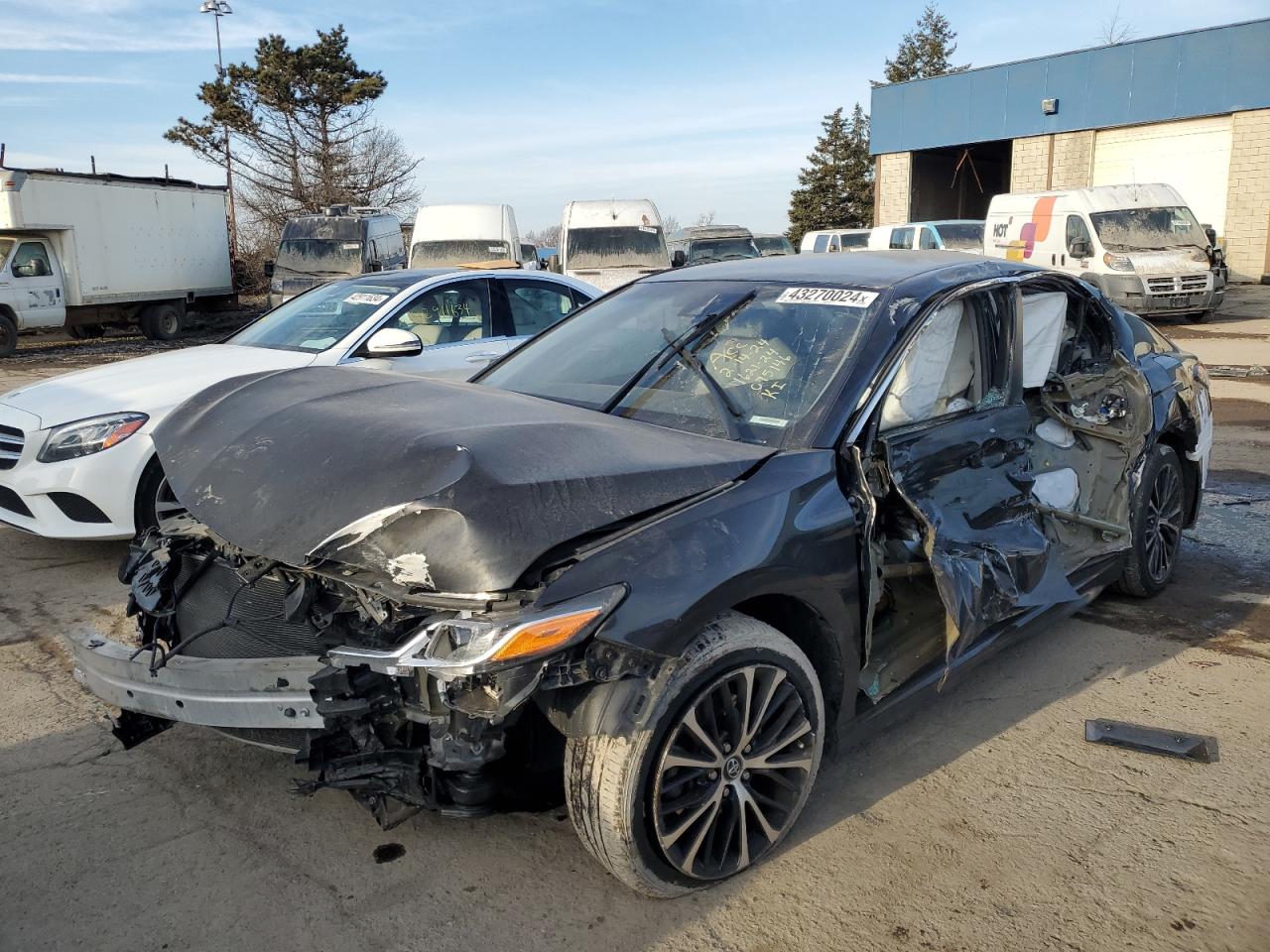 toyota camry 2018 4t1b11hk6ju075146