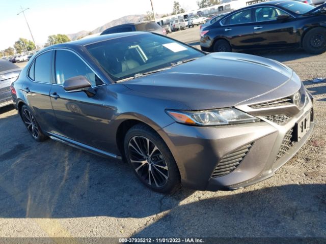 toyota camry 2018 4t1b11hk6ju607852