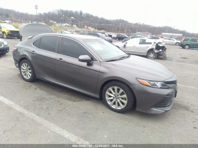 toyota camry 2018 4t1b11hk7ju080713