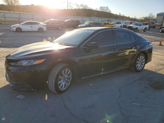 toyota camry l 2018 4t1b11hk7ju136164