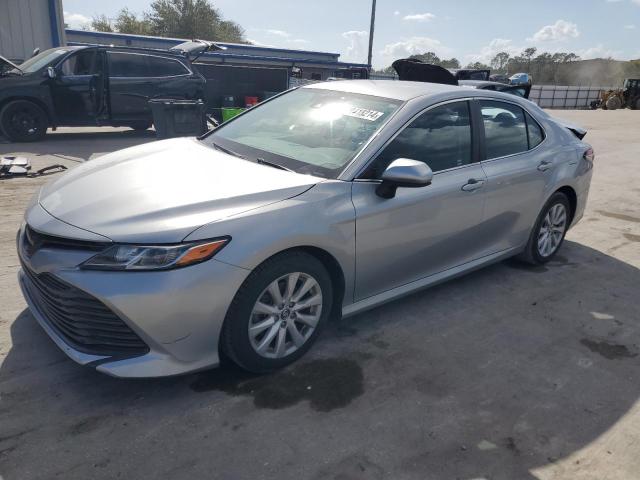 toyota camry l 2018 4t1b11hk7ju143213