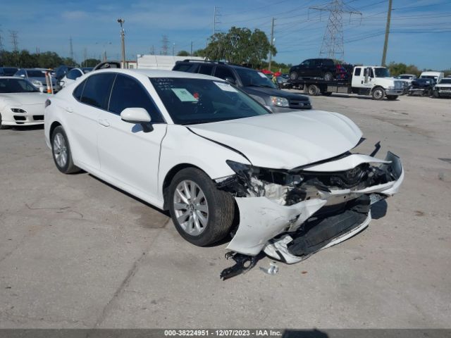 toyota camry 2018 4t1b11hk7ju590415