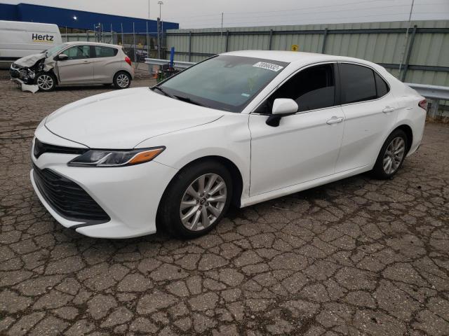 toyota camry l 2018 4t1b11hk7ju620982