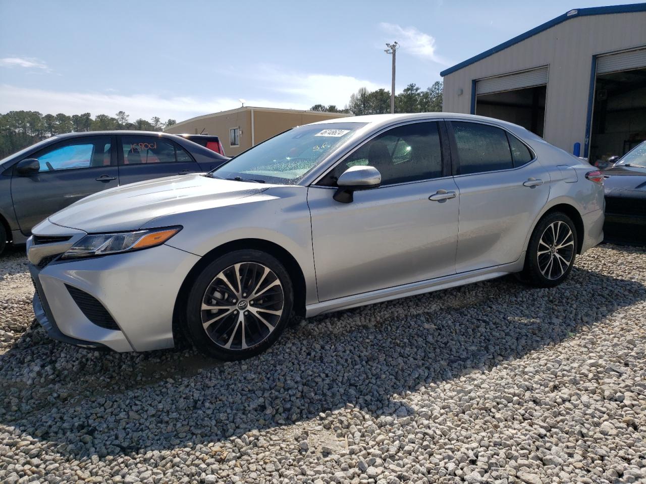 toyota camry 2018 4t1b11hk7ju633957