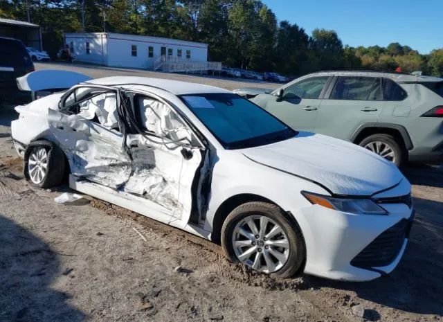 toyota camry 2018 4t1b11hk8ju058462