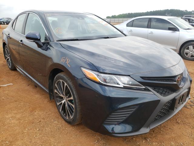 toyota camry l 2018 4t1b11hk8ju616794