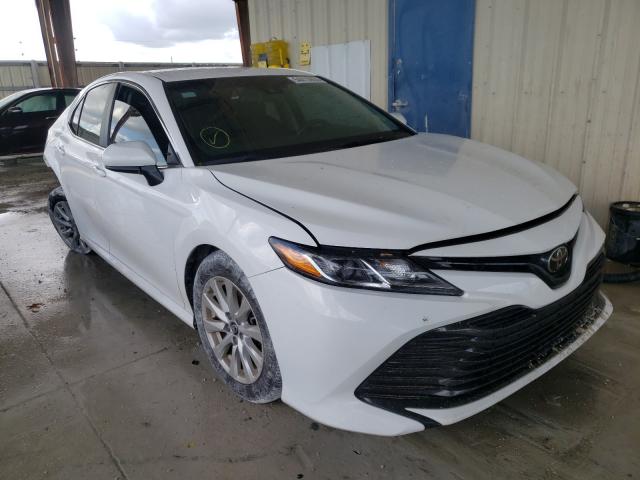 toyota camry l 2018 4t1b11hk9ju054016