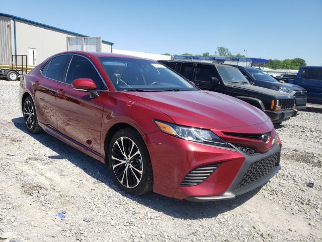 toyota camry l 2018 4t1b11hk9ju605898