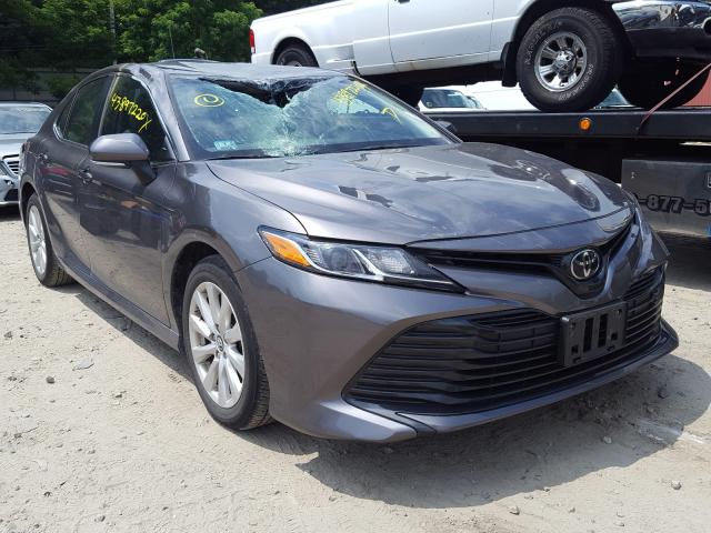 toyota camry l 2018 4t1b11hkxju008369