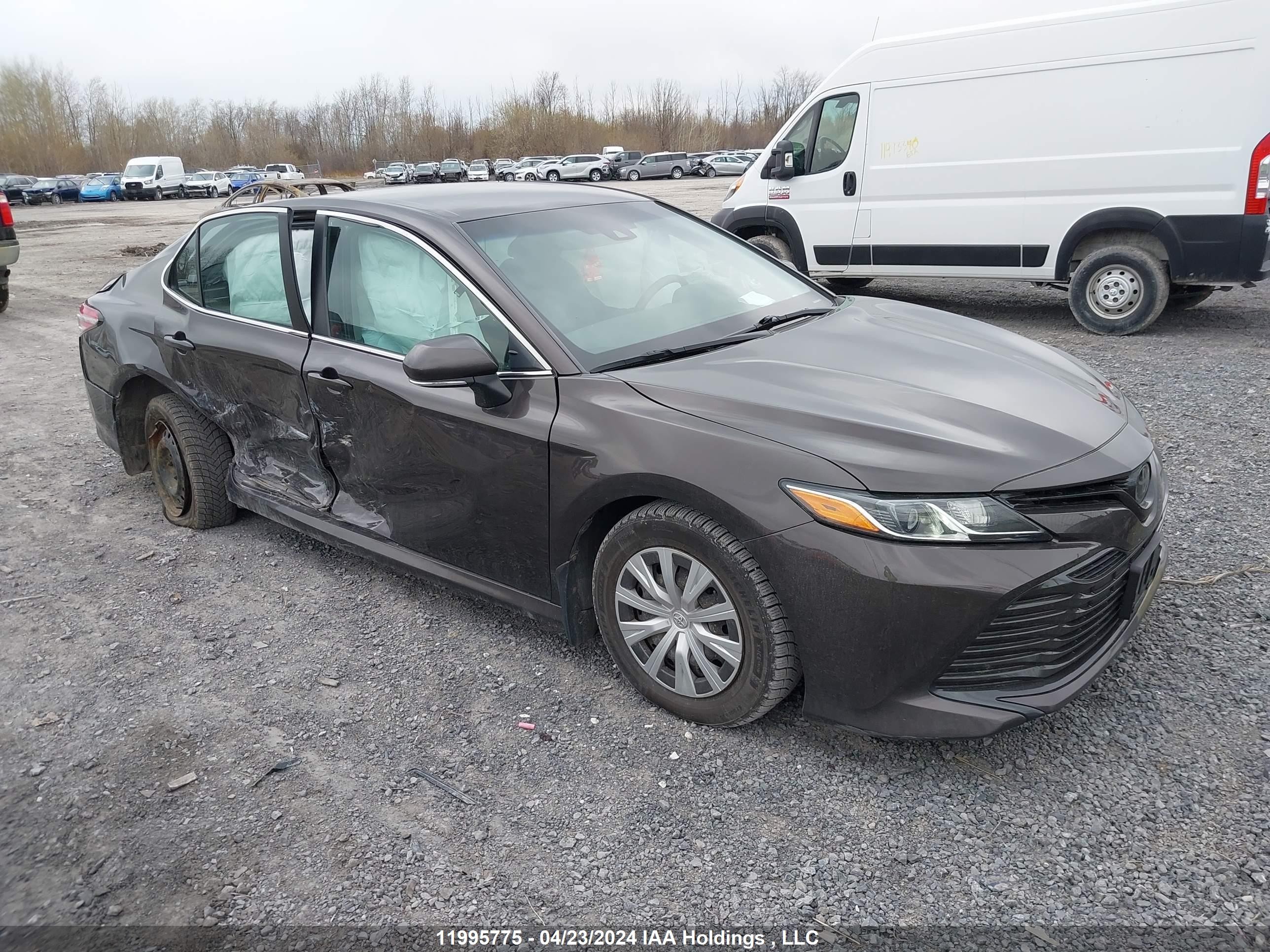 toyota camry 2018 4t1b11hkxju061069