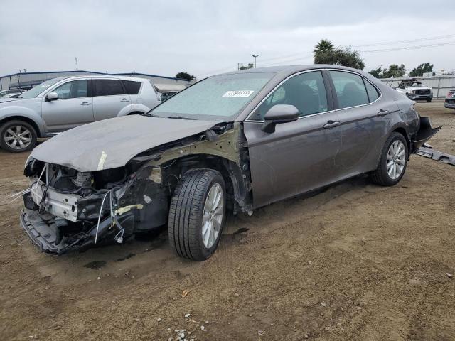 toyota camry l 2018 4t1b11hkxju092306