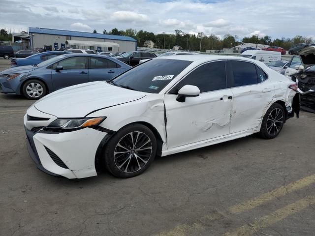 toyota camry l 2018 4t1b11hkxju520567