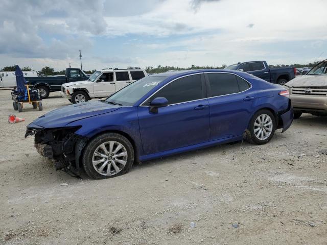 toyota camry l 2018 4t1b11hkxju525235