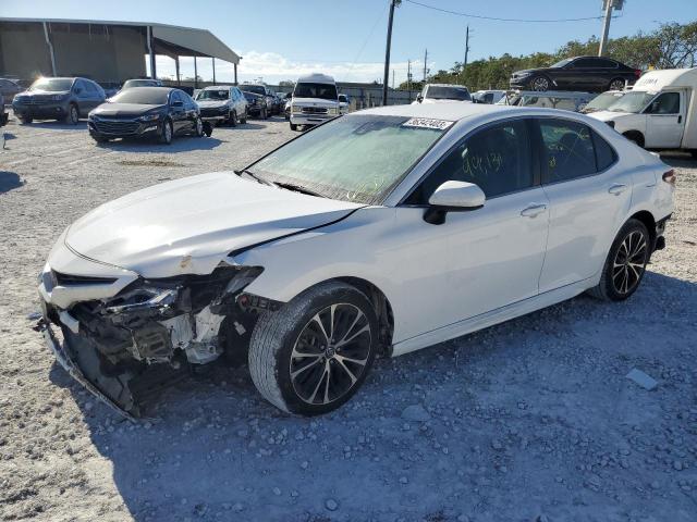 toyota camry l 2018 4t1b11hkxju613721