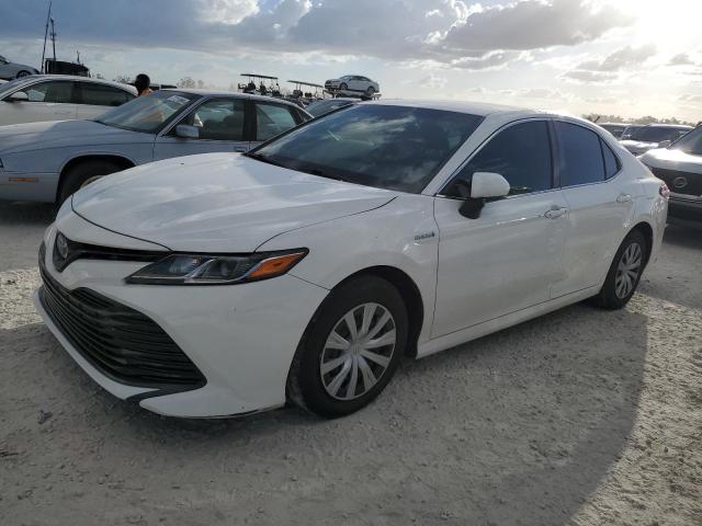 toyota camry le 2018 4t1b31hk5ju001677