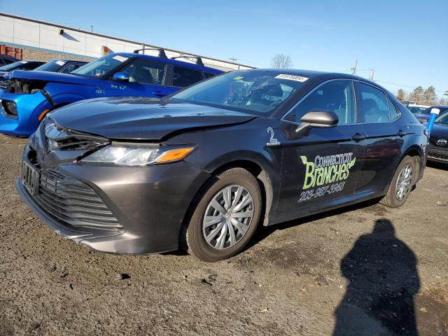 toyota camry le 2018 4t1b31hk9ju001889