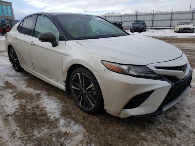 toyota camry xse 2018 4t1b61hk1ju059616