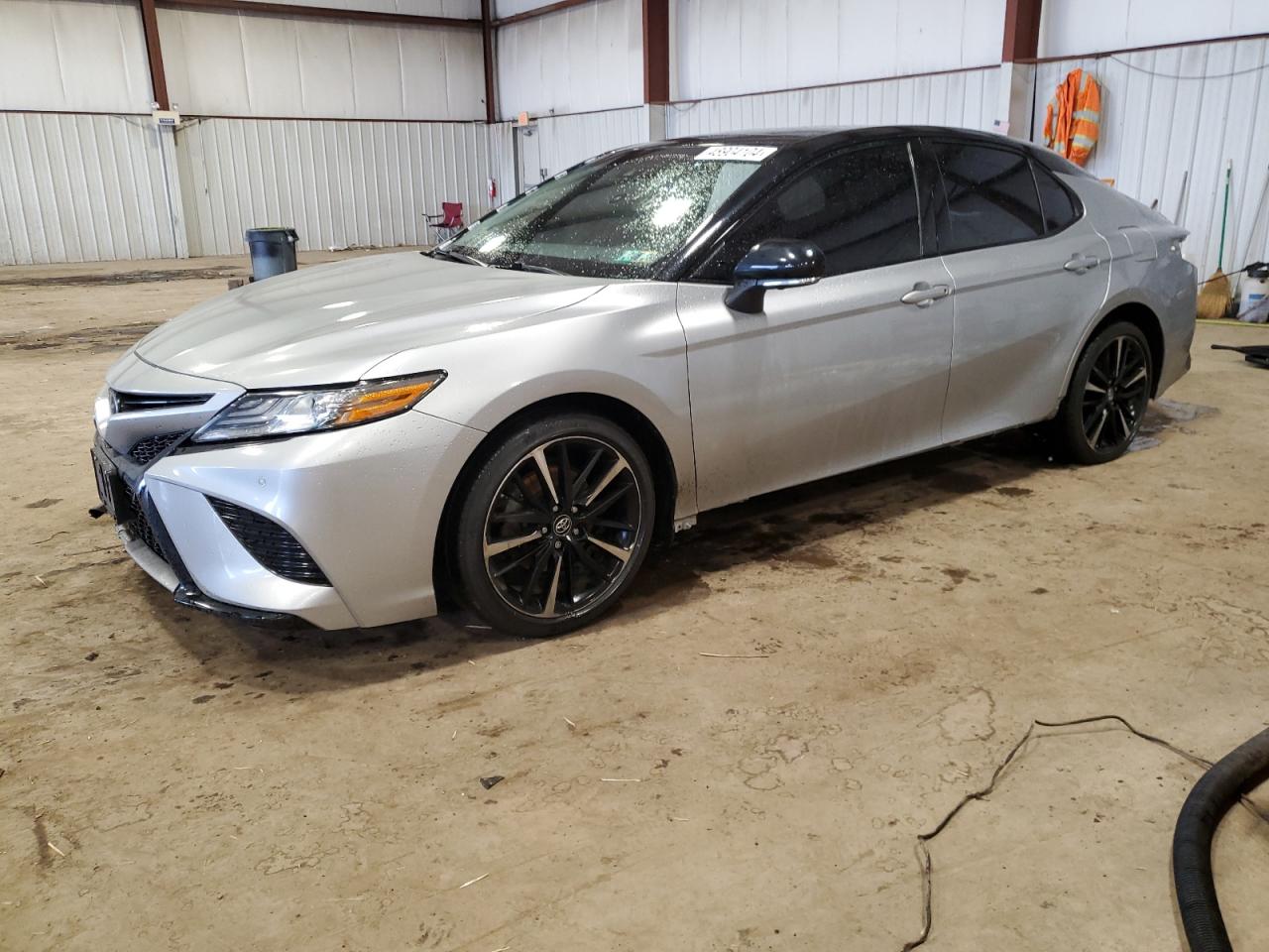 toyota camry 2018 4t1b61hk2ju074996