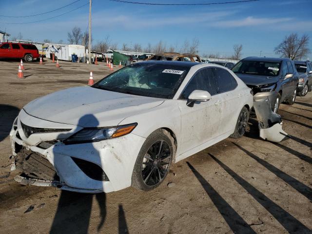 toyota camry 2018 4t1b61hk2ju099140