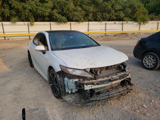 toyota camry xse 2018 4t1b61hk3ju126054