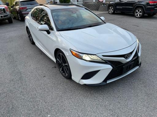 toyota camry xse 2018 4t1b61hkxju019342