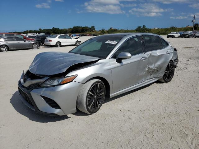 toyota camry 2018 4t1b61hkxju115844