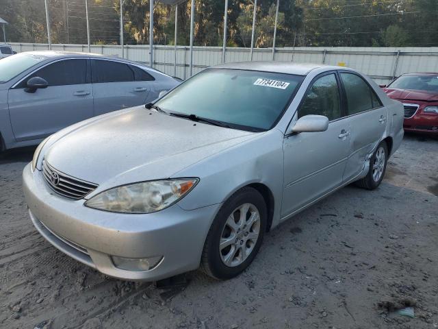 toyota camry le 2005 4t1be30k05u960184