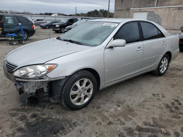 toyota camry le 2005 4t1be30k15u532222